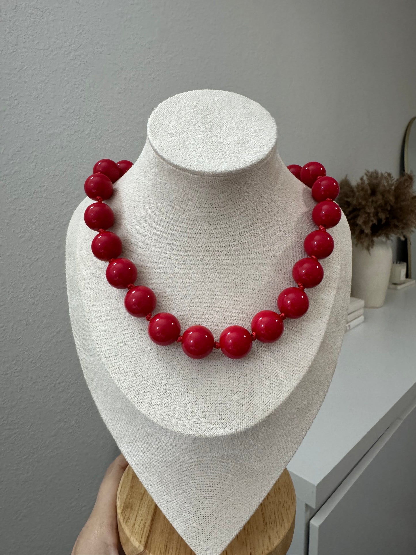 Ball necklace