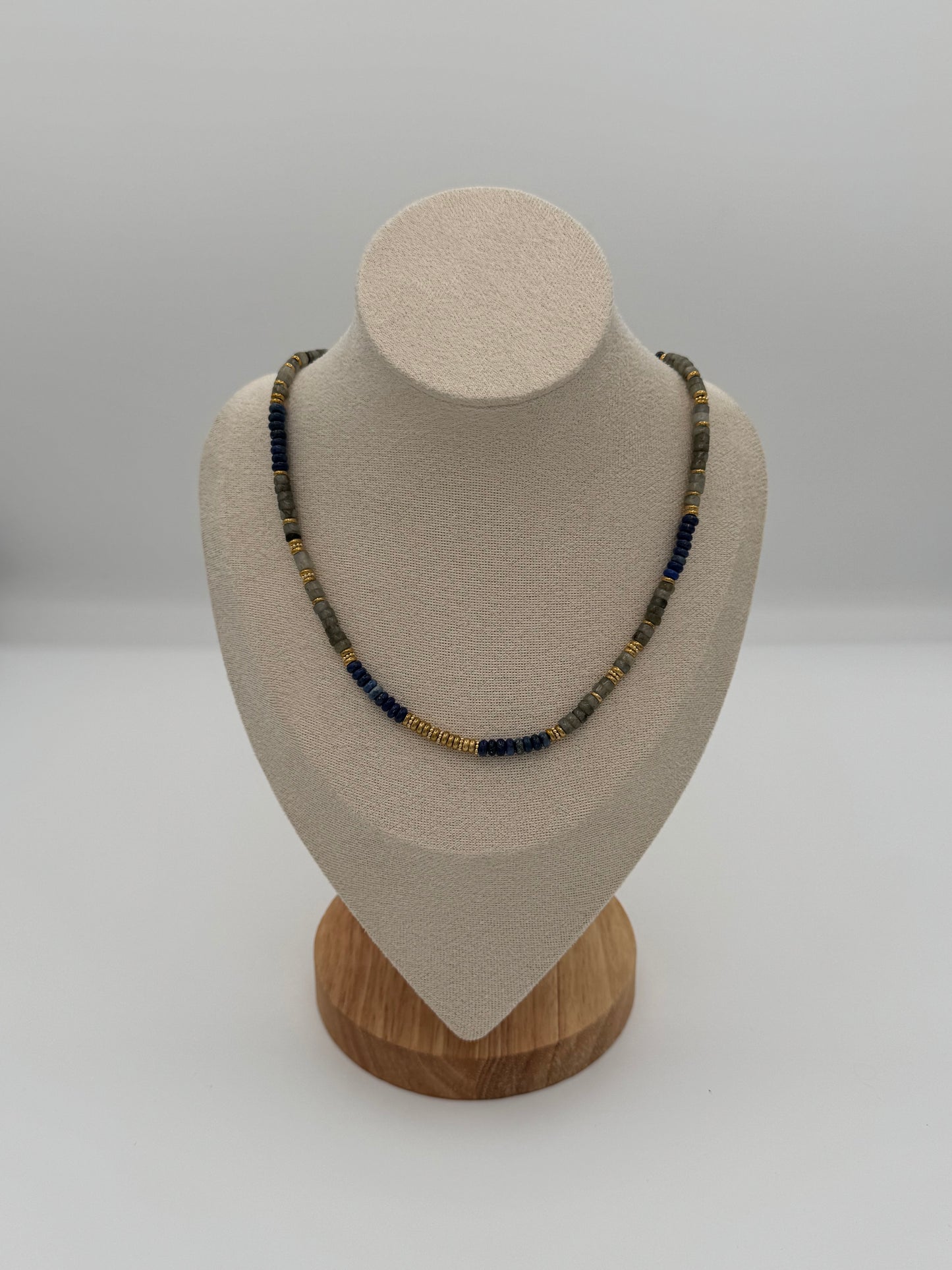 NECKLACES QUARTZ